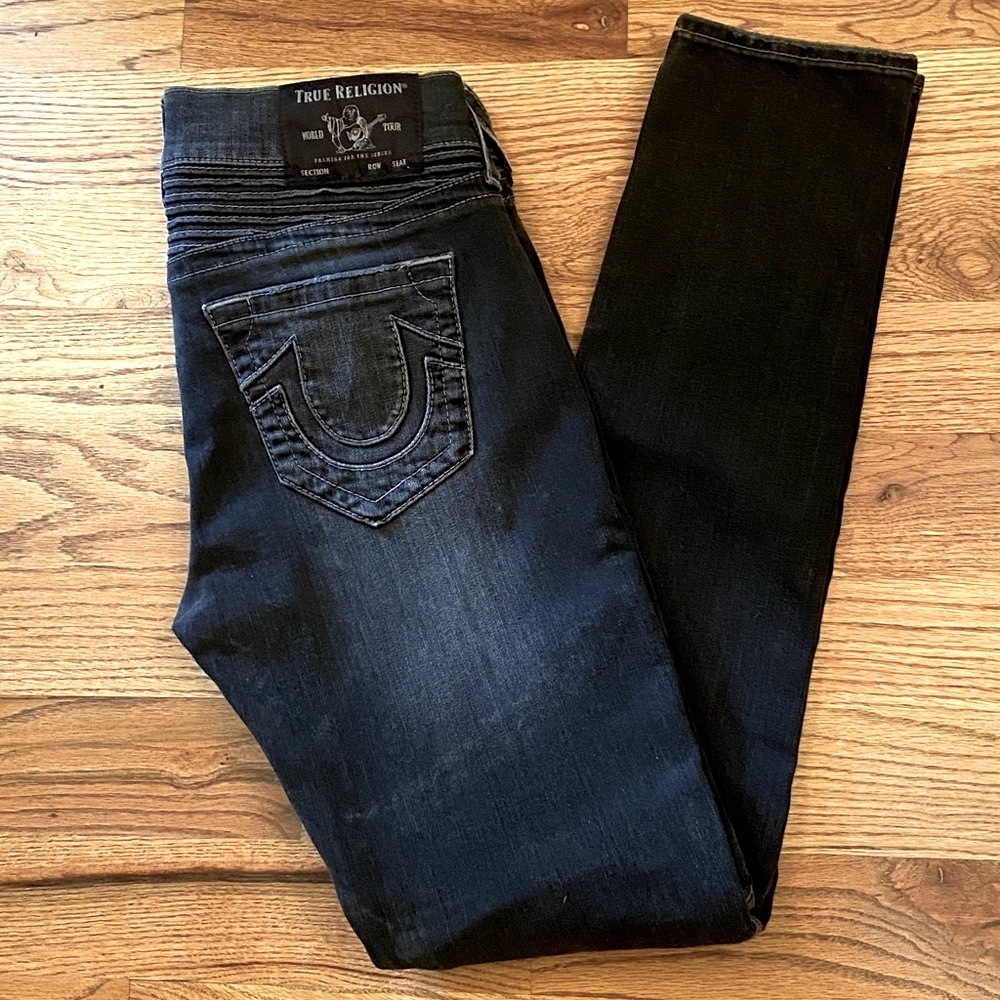 Men’s True Religion - Picture 2 of 9
